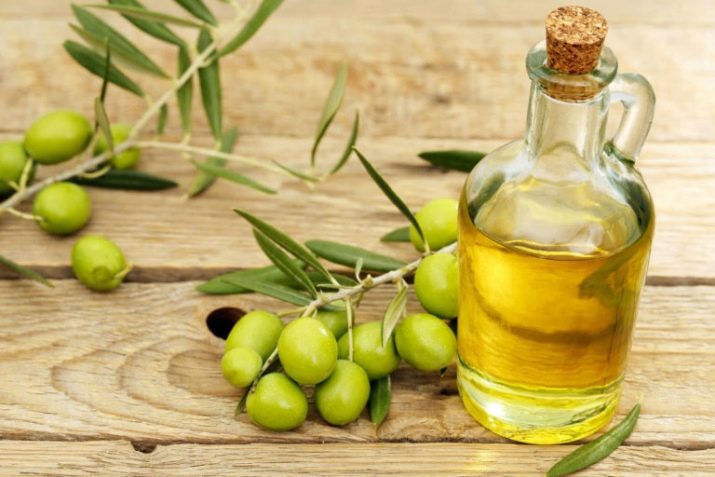 Как снять нарощенные ресницы с помощью масла?