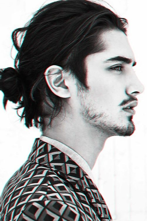 Стиль волос мужской 2020. Модная мужская стрижка «Man bun» на длинные волосы 2020. 300+ фотографий мужских причесок с пучком: топкнот (topknot) или мэн бун (man bun)