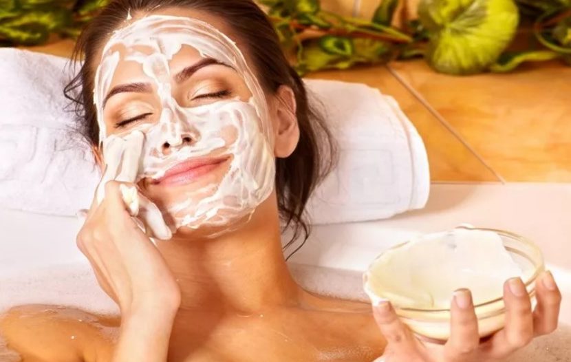 5 эффективных кефирных масок для лица