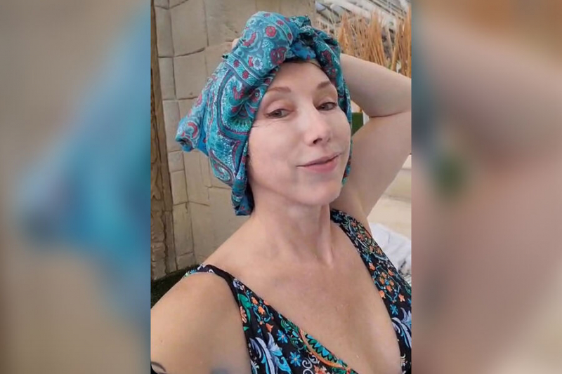Елена Воробей опубликовала редкие кадры в купальнике
