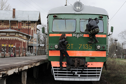 Психолог объяснил, почему дети становятся зацеперами