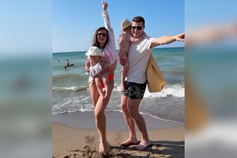 Жена российского фигуриста призналась, что они улетели с&nbsp;детьми за&nbsp;границу: &laquo;Не сошла с&nbsp;ума&raquo;