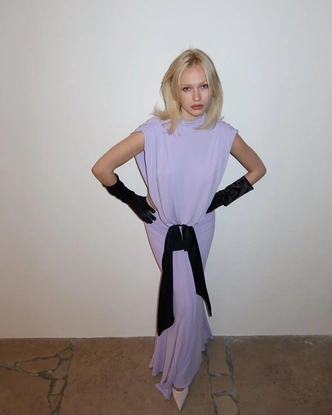 Fashion-дива в 50 фотографиях: в чем секрет стиля Лизы Базыкиной?