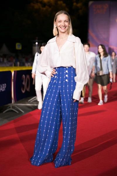 Названа самая стильная актриса осени — выбор читательниц Woman.ru