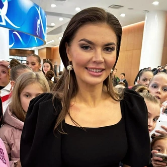Как изменился стиль Алины Кабаевой за последние три года в 40 фото