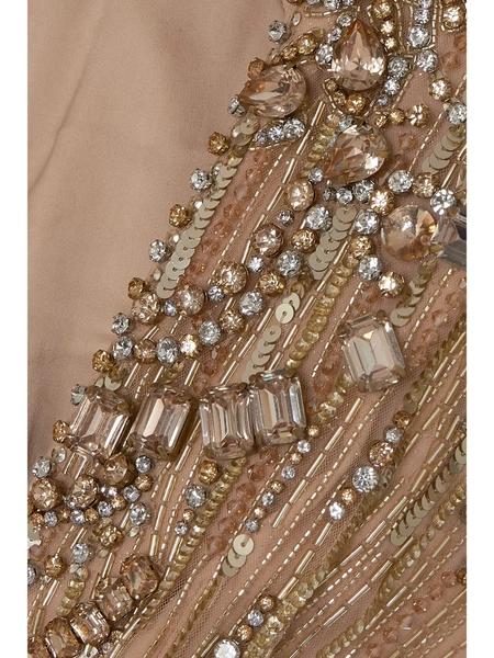 Как платье-кейп Lady Lotus от Jenny Packham стало показателем эталонного вкуса