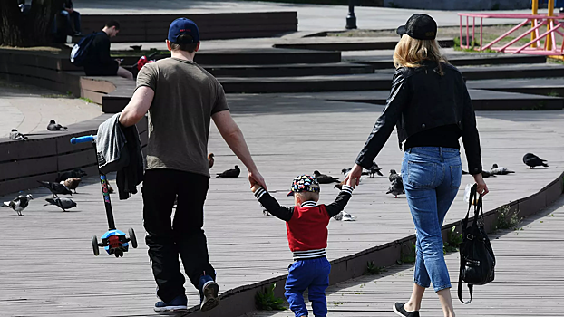 Почему отсутствие отца в семье перестало быть «ненормальным» в России